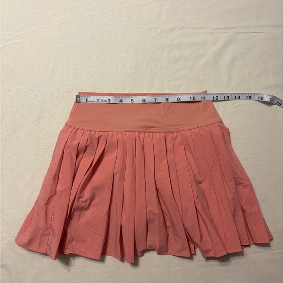 OFFLINE Pink Cropped Top and Skirt Set - Picture 2 of 16